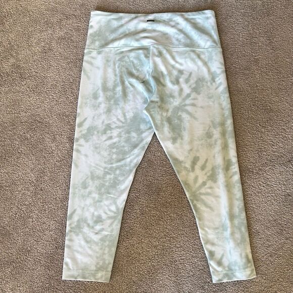 Mondetta Performance Luxury Tie Dye Leggings - Picture 2 of 8